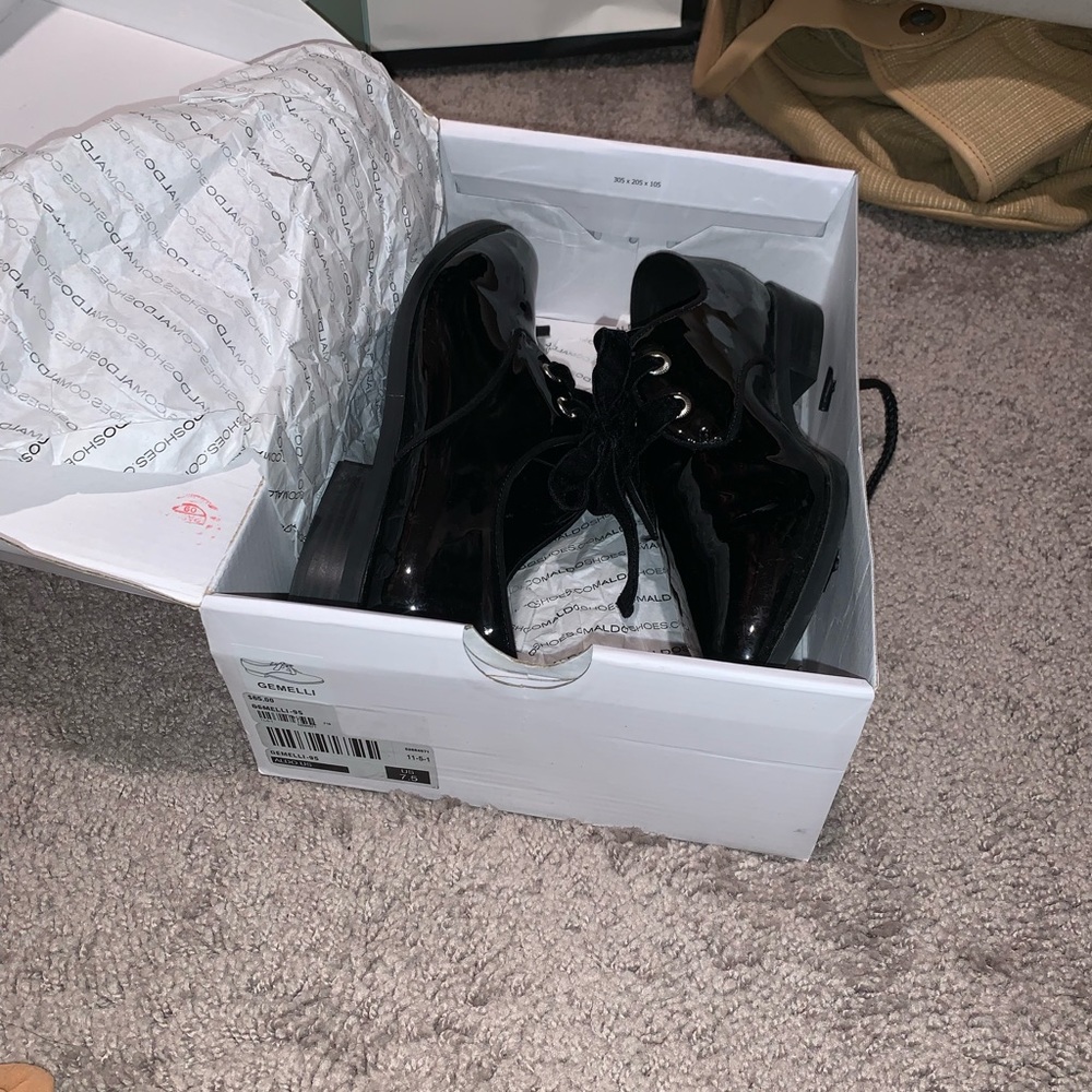 Women Aldo stylish shoe